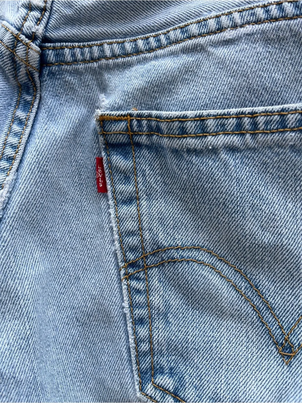 Levi’s 560 comfort fit jeans 33x30 light wash